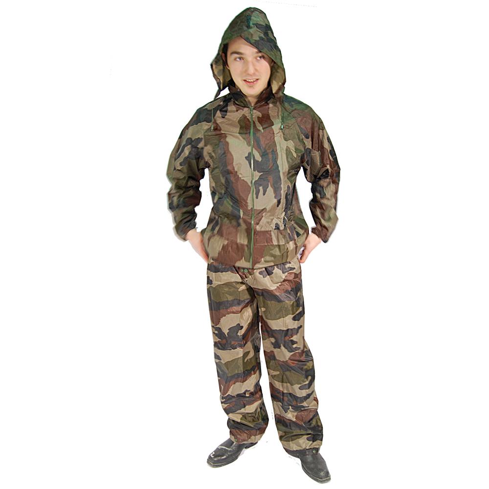 Vêtement de pluie en nylon