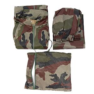 Vêtement de pluie en nylon